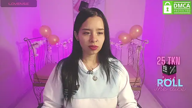 Mia Lopez  online show from 03.06.25