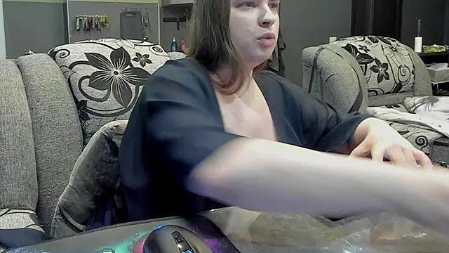 Snapshot of 1lindsey1 chatting on 01.28.25 1lindsey1 online show from 01.28.25