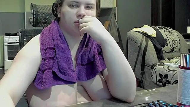Snapshot of 1lindsey1 chatting on 02.07.25 1lindsey1 online show from 02.07.25