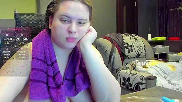 1lindsey1 online show from 09.17.25