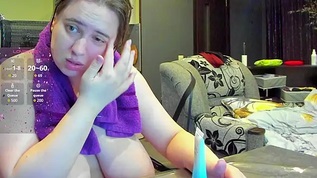 1lindsey1 online show from 09.19.25