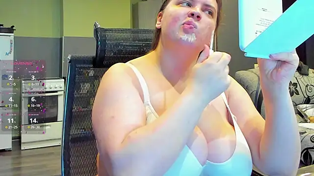 1lindsey1 online show from 09.28.25