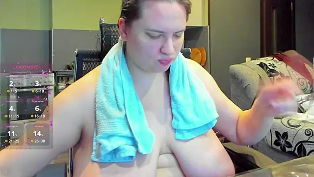 1lindsey1 online show from 10.06.25