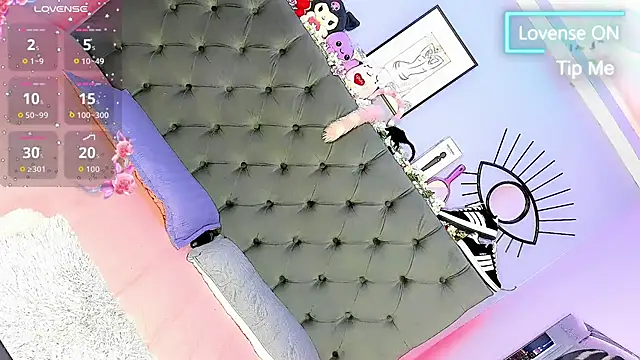 Snapshot of Babyenderlyn chatting on 09.19.25 Babyenderlyn online show from 09.19.25