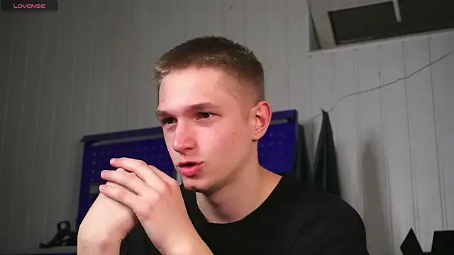 dustyn fox online show from 10.30.25