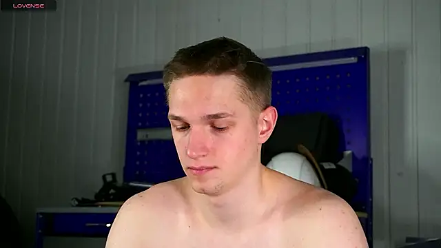 Snapshot of dustyn_fox chatting on 02.02.26 dustyn fox online show from 02.02.26