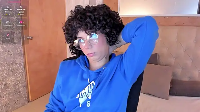 zoe alanaa online show from 10.11.25