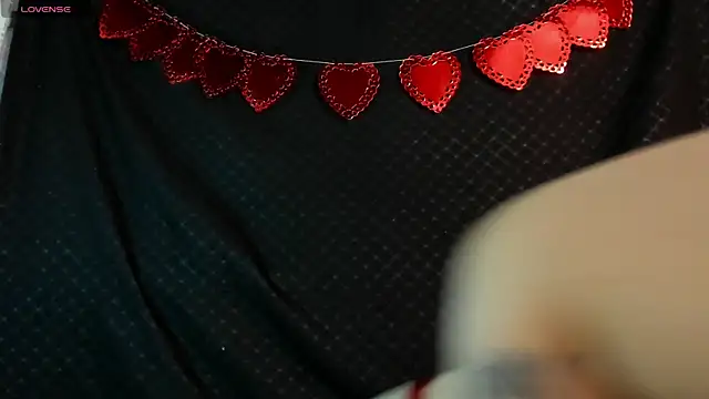 arisantana online show from 02.14.25