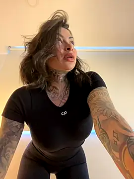 Snapshot of Iam_Annii chatting on 09.15.25 Iam Annii online show from 09.15.25