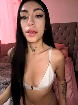 Effy Bonny online show from 12.03.25