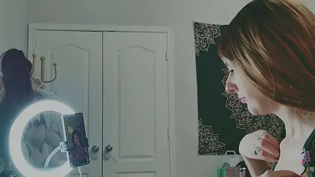 MissyRoulette online show from 11.13.25