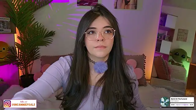 Snapshot of cammiefoalss chatting on 09.22.25 cammiefoalss online show from 09.22.25