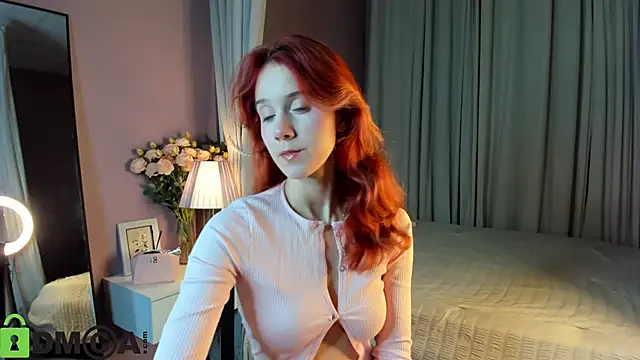 Snapshot of Dearly_Emily chatting on 10.22.25 Dearly Emily online show from 10.22.25