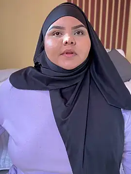  Shara Handal  online show from 01.05.25