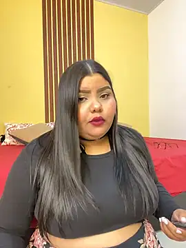 Snapshot of _Shara_Handal_ chatting on 02.13.26 Shara Handal online show from 02.13.26