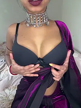 Hot-sexy222 online show from 12.31.24