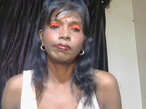 Snapshot of Fuckable_Nasty_MILF chatting on 02.01.25 Fuckable Nasty MILF online show from 02.01.25