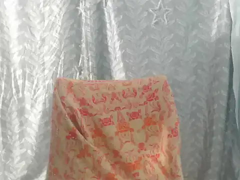 Snapshot of cute-priy chatting on 12.25.24 cute-priy online show from 12.25.24