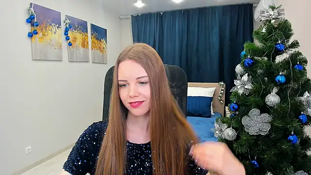 Snapshot of MileyWings chatting on 12.08.24 MileyWings online show from 12.08.24