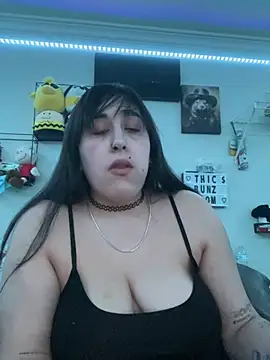 ThicBunz online show from 02.18.25