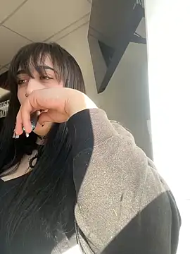 ThicBunz online show from 02.20.25