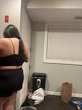 ThicBunz online show from 02.21.25