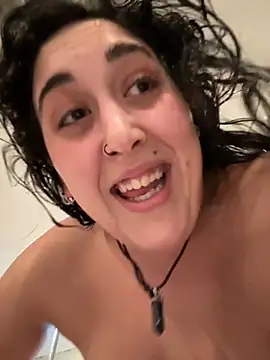 ThicBunz online show from 10.05.25