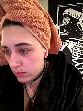 ThicBunz online show from 12.20.25