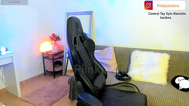 Piinkpandora online show from 03.16.25