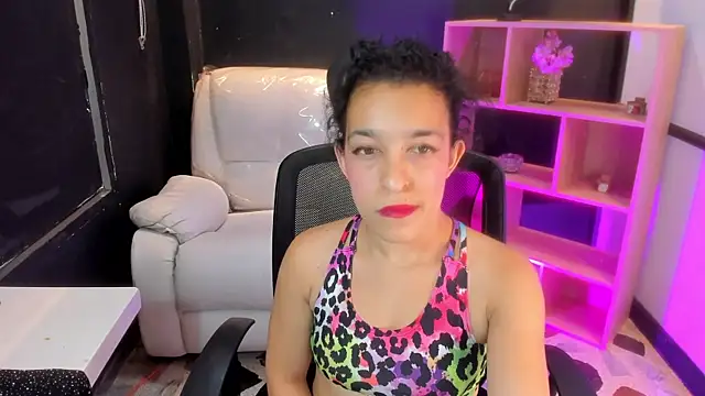 Snapshot of AnitaStarr chatting on 12.23.24 AnitaStarr online show from 12.23.24