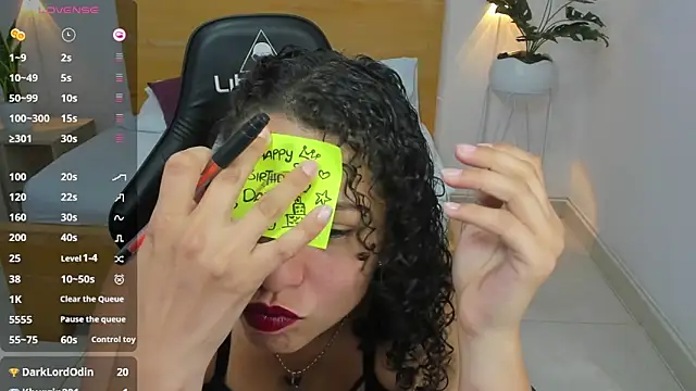 Snapshot of aixa_15 chatting on 12.16.24 aixa 15 online show from 12.16.24