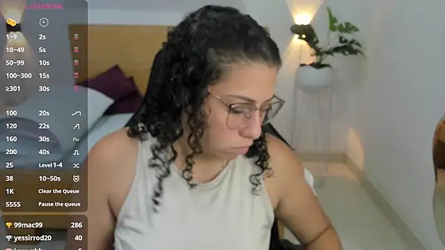 Snapshot of aixa_15 chatting on 12.17.24 aixa 15 online show from 12.17.24