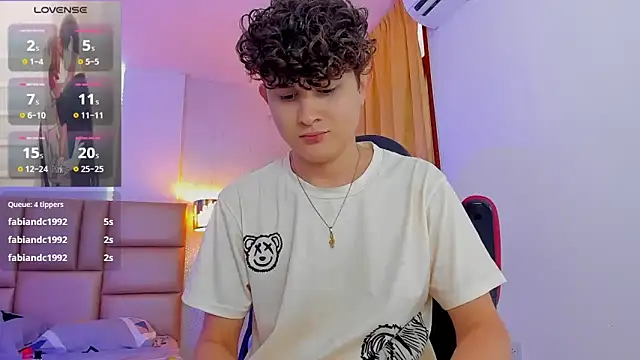 Nathan Bluee online show from 02.05.25