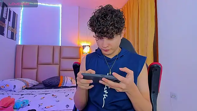 Nathan Bluee online show from 02.11.25