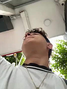 Nathan Bluee online show from 09.18.25