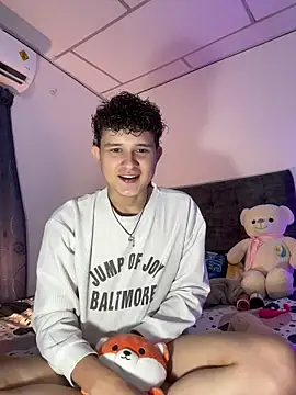 Nathan Bluee online show from 10.28.25