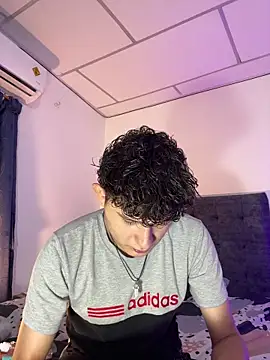 Nathan Bluee online show from 11.05.25