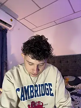 Nathan Bluee online show from 11.18.25