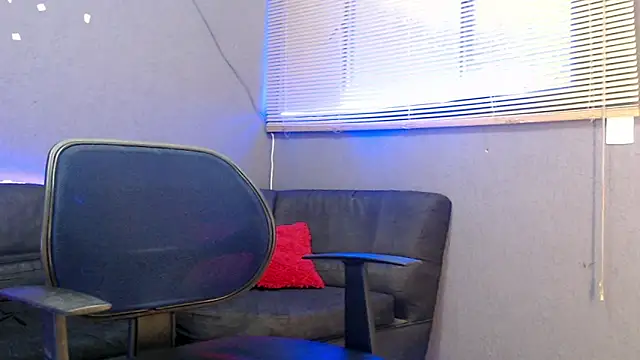 Snapshot of Andy_bapho chatting on 10.06.25 Andy bapho online show from 10.06.25