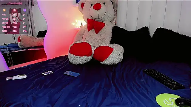 cute-estefany-19 online show from 03.01.25