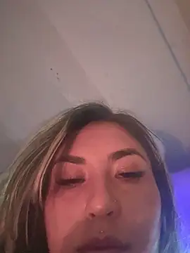 Snapshot of Khalyk_G chatting on 11.02.25 Khalyk G online show from 11.02.25