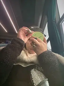 Snapshot of Khalyk_G chatting on 11.02.25 Khalyk G online show from 11.02.25