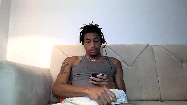 Skinnyblackman online show from 11.11.25