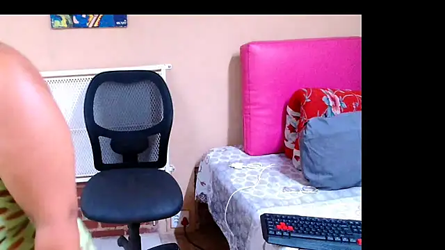 CurvyAfricanGoddess online show from 12.10.24