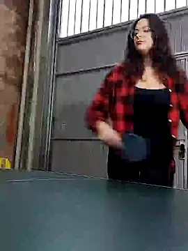 Alicia Hot1 online show from 12.26.24