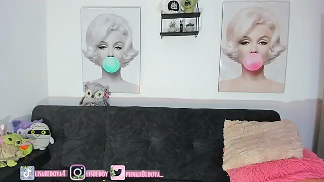 Amberbedoya  online show from 02.08.25