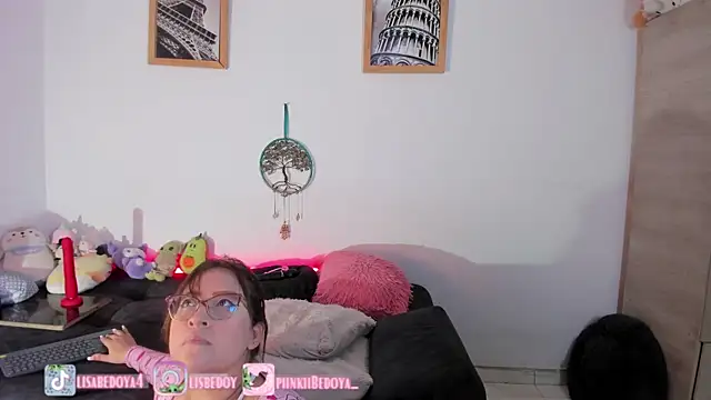 Amberbedoya  online show from 10.03.25