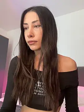 Snapshot of Sophiehii chatting on 06.16.26 Sophiehii online show from 06.16.26