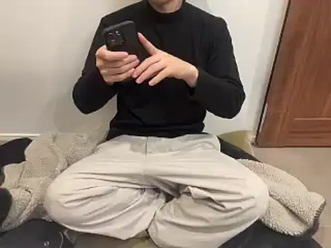 Snapshot of atom0407 chatting on 12.06.24 atom0407 online show from 12.06.24