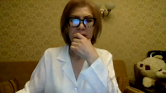 Elegant00Lady online show from 05.30.26
